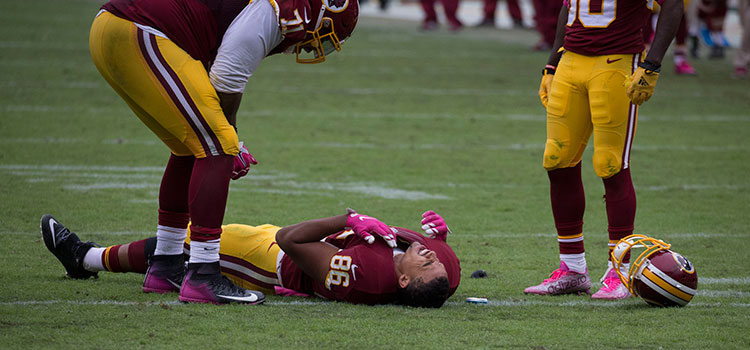 Jordan Reed of the Washington Redskins after a rough tackle in 2013.