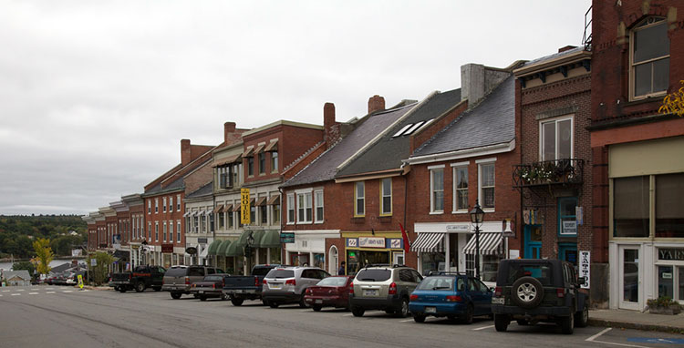 A line of storefronts in Belfast, Maine.