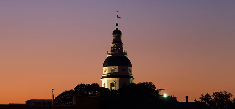 A picture taken at dusk of the dome on Maryland's Statehouse