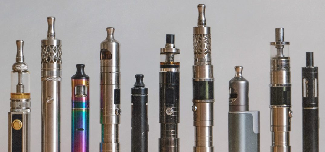 Dab Pens vs Dab Rigs: The Complete Guide - Ganjapreneur